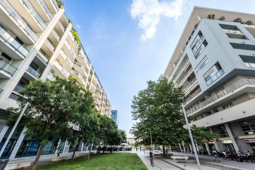 Santa Giulia Connect Apartment Milan Exterior photo